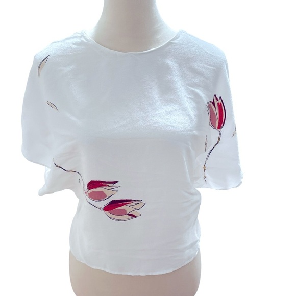 Zara White and Pink Fitted Short Sleeve Tee Size Medium Flowy Floral Viscose - Picture 1 of 10